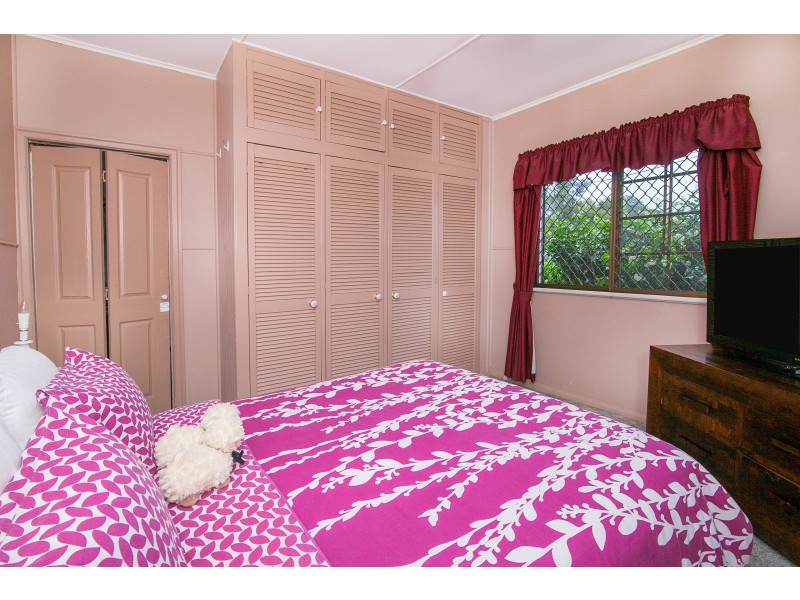 55 Alice Street, Silkstone QLD 4304