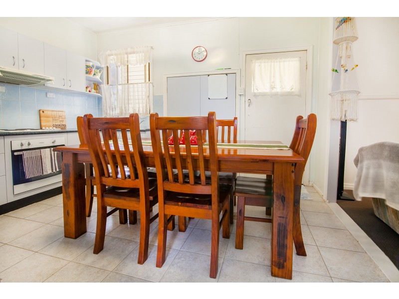 55 Alice Street, Silkstone QLD 4304