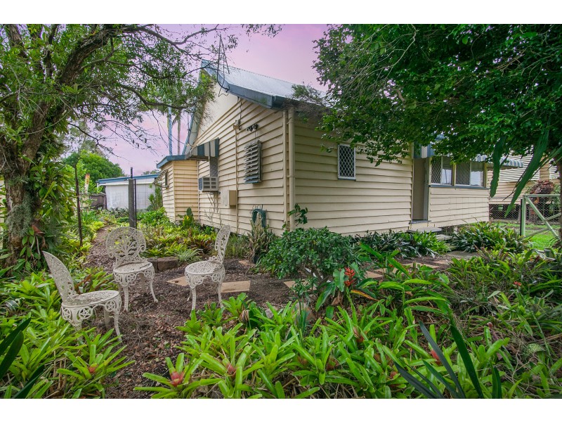 9 Davidson Street, Basin Pocket QLD 4305