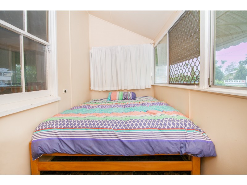 9 Davidson Street, Basin Pocket QLD 4305
