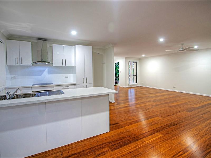 31 Lindsay Street, Bundamba QLD 4304