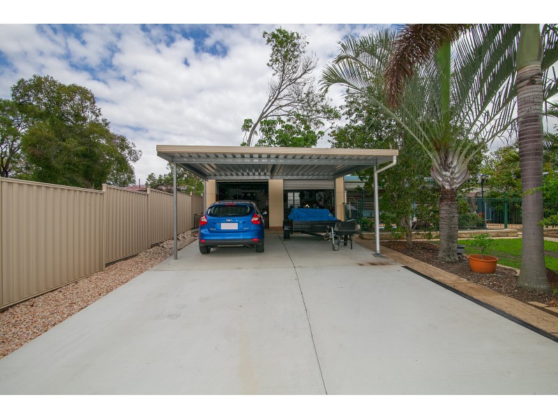 22 Blaxland Street, Eastern Heights QLD 4305