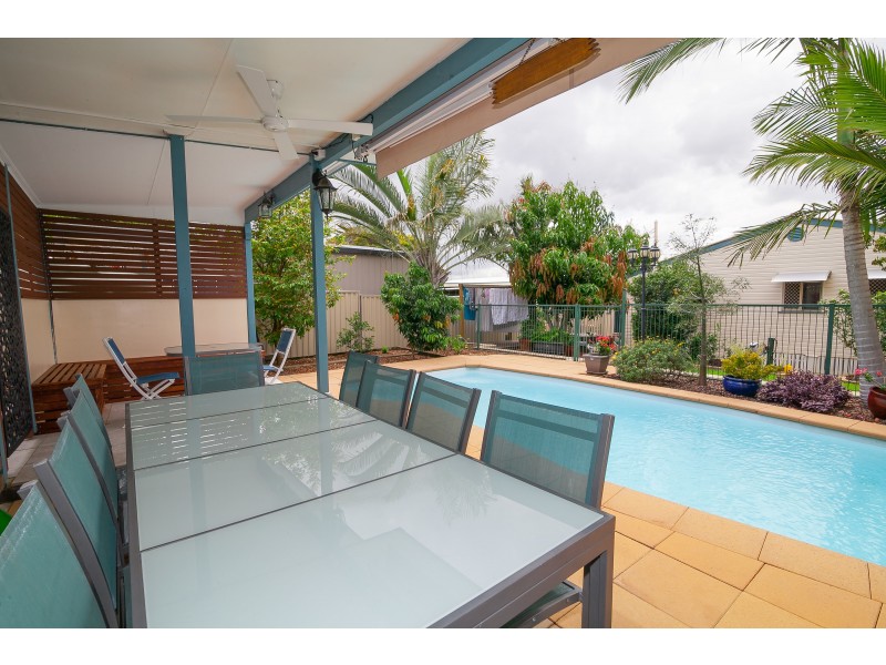 22 Blaxland Street, Eastern Heights QLD 4305