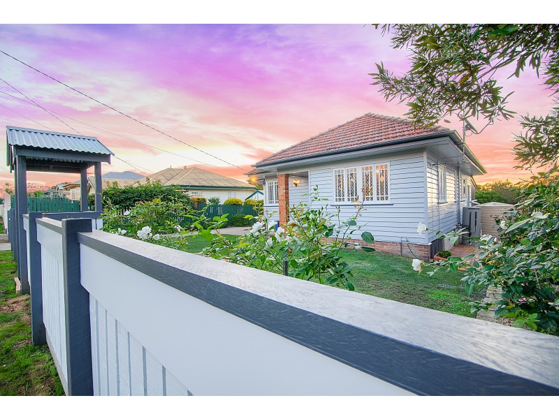 19 Brilliant Street, Newtown QLD 4305