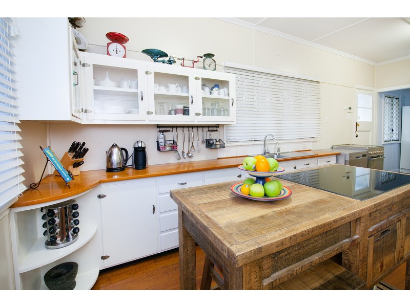 19 Brilliant Street, Newtown QLD 4305
