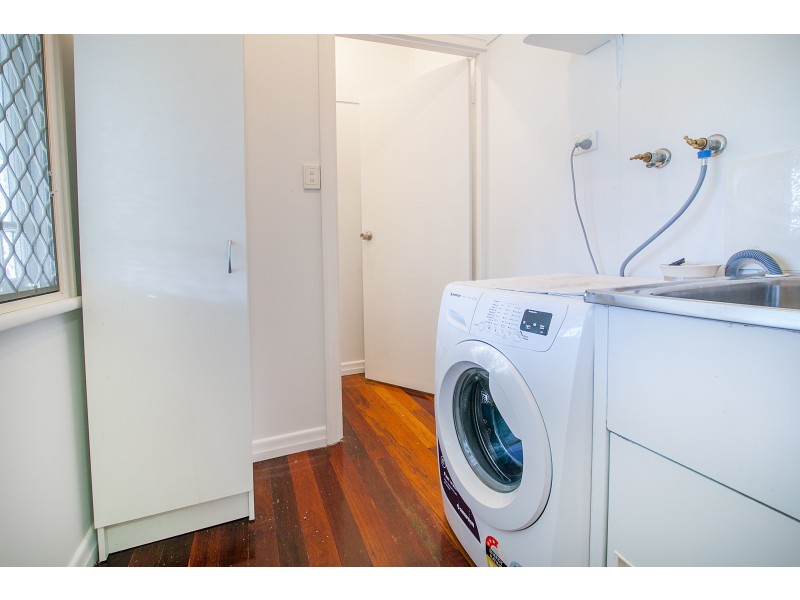 19 Brilliant Street, Newtown QLD 4305