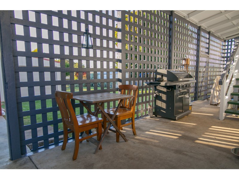 19 Brilliant Street, Newtown QLD 4305