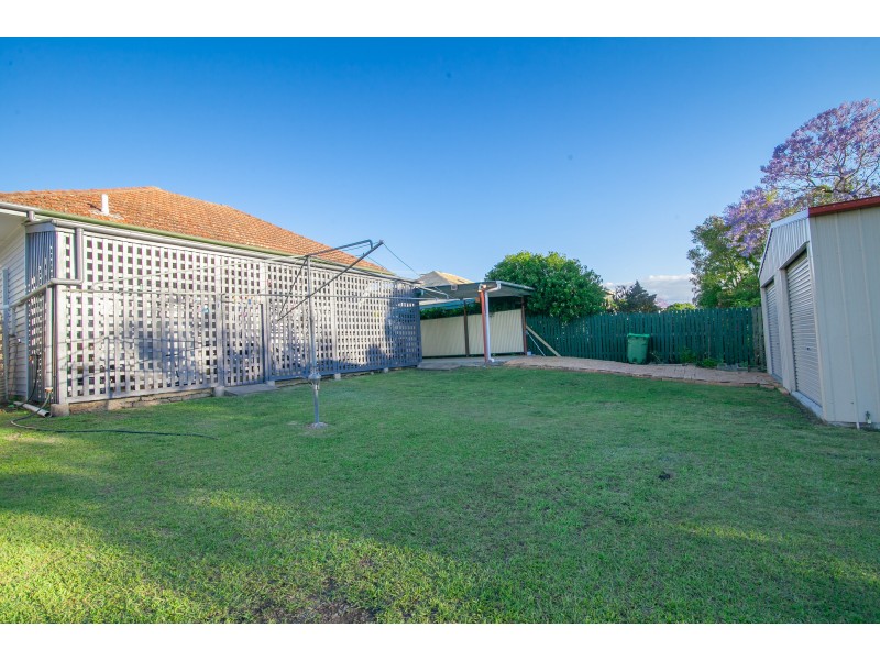 19 Brilliant Street, Newtown QLD 4305
