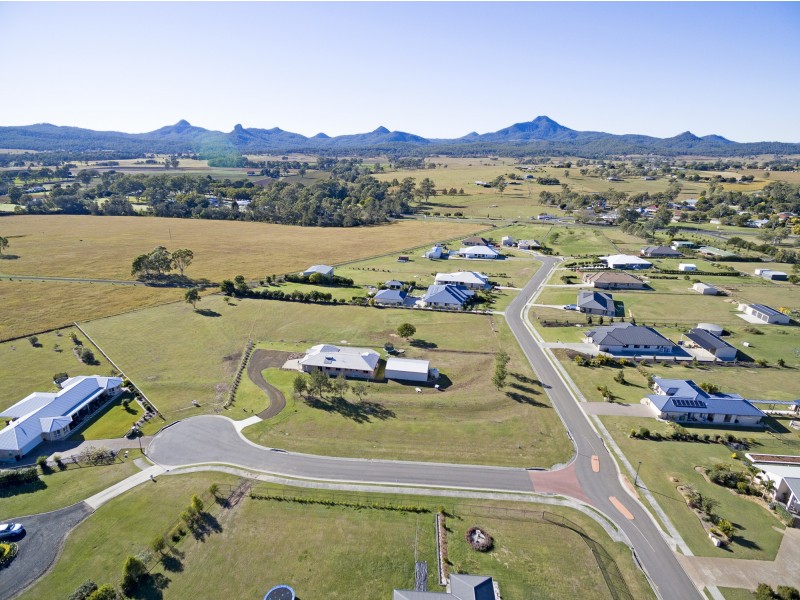 5 Franmar Place, Peak Crossing QLD 4306