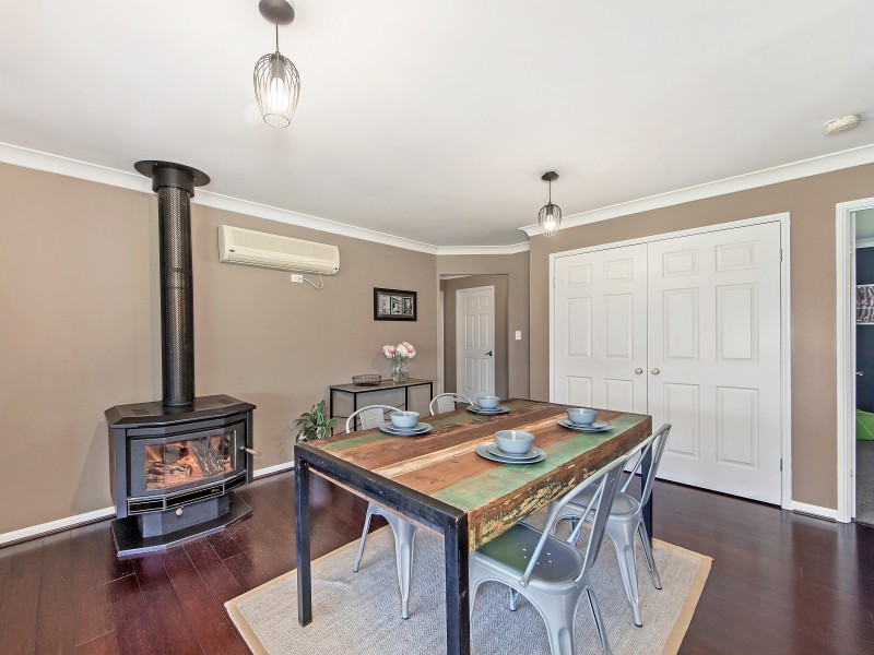 5 Franmar Place, Peak Crossing QLD 4306