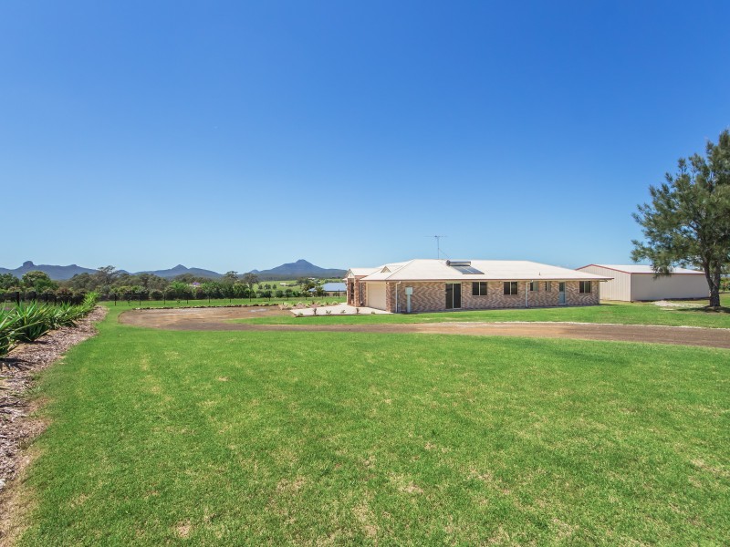 5 Franmar Place, Peak Crossing QLD 4306