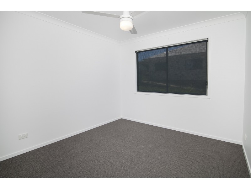 1 Gardner Place, Silkstone QLD 4304