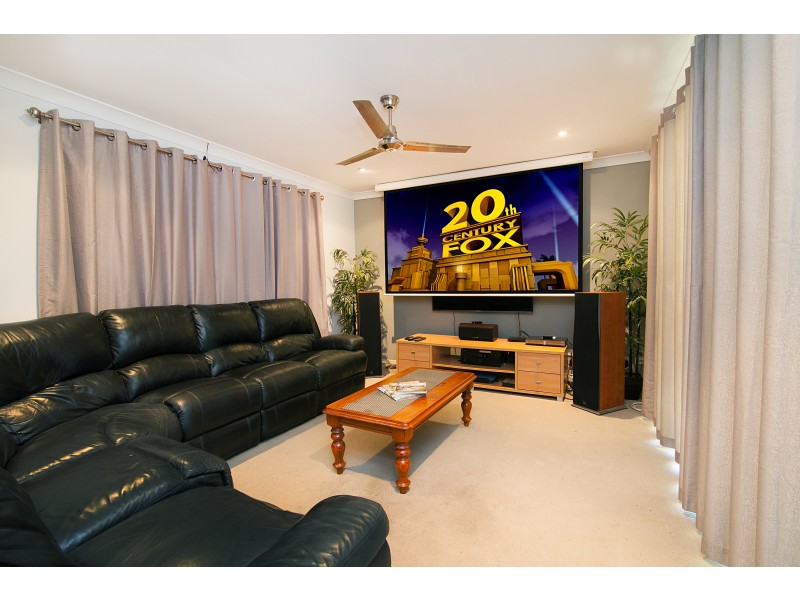 8 Forest Glen Court, Camira QLD 4300