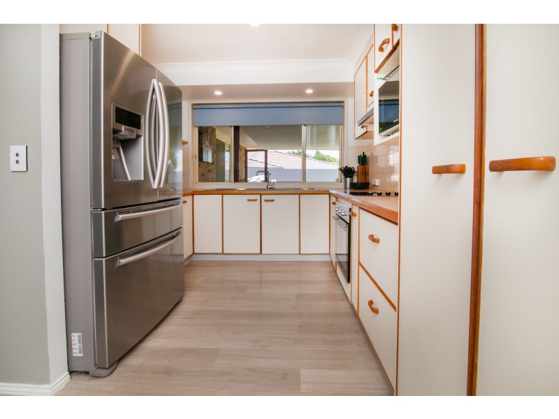 8 Forest Glen Court, Camira QLD 4300