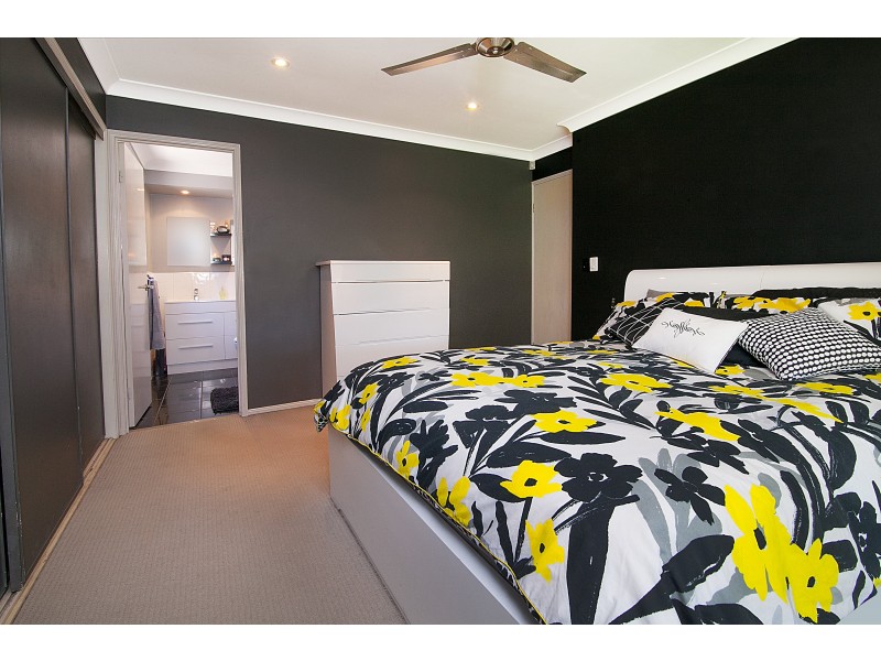 8 Forest Glen Court, Camira QLD 4300