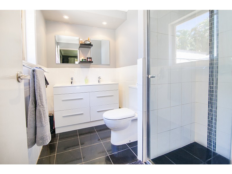 8 Forest Glen Court, Camira QLD 4300