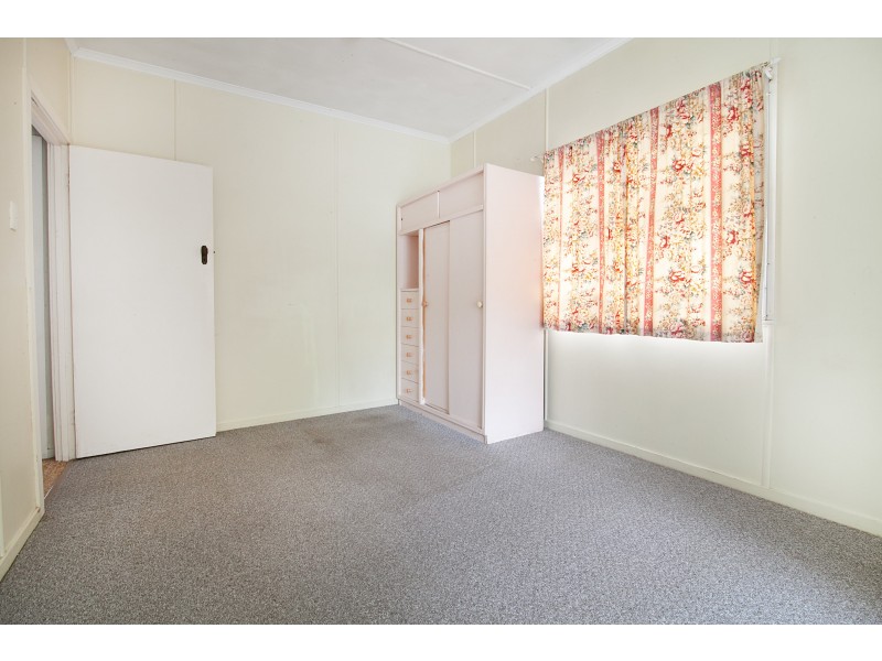 11 Marcel Street, East Ipswich QLD 4305