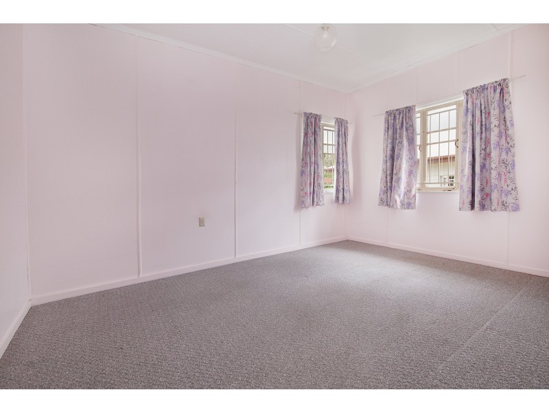 11 Marcel Street, East Ipswich QLD 4305