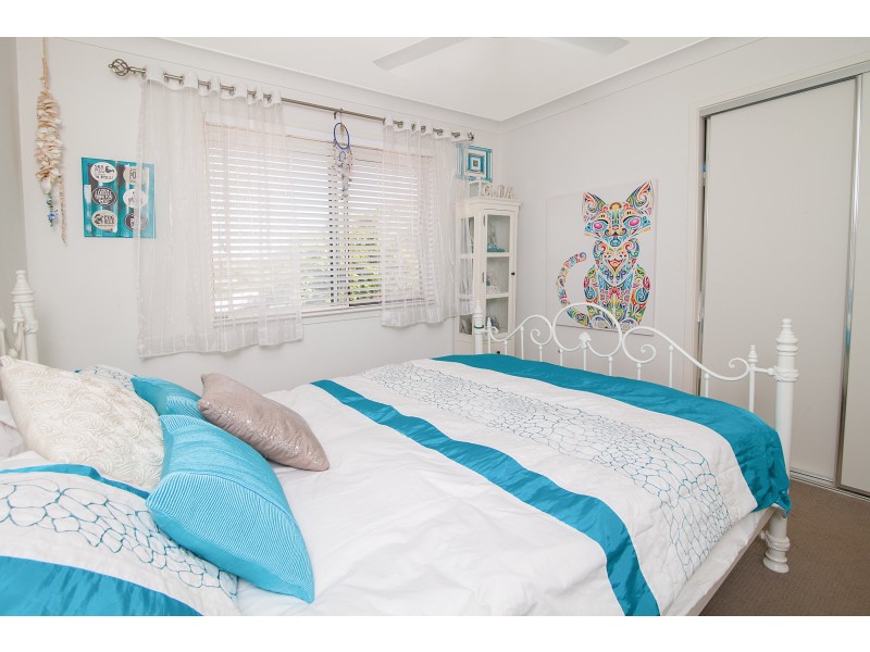 33 Margaret Street, Silkstone QLD 4304