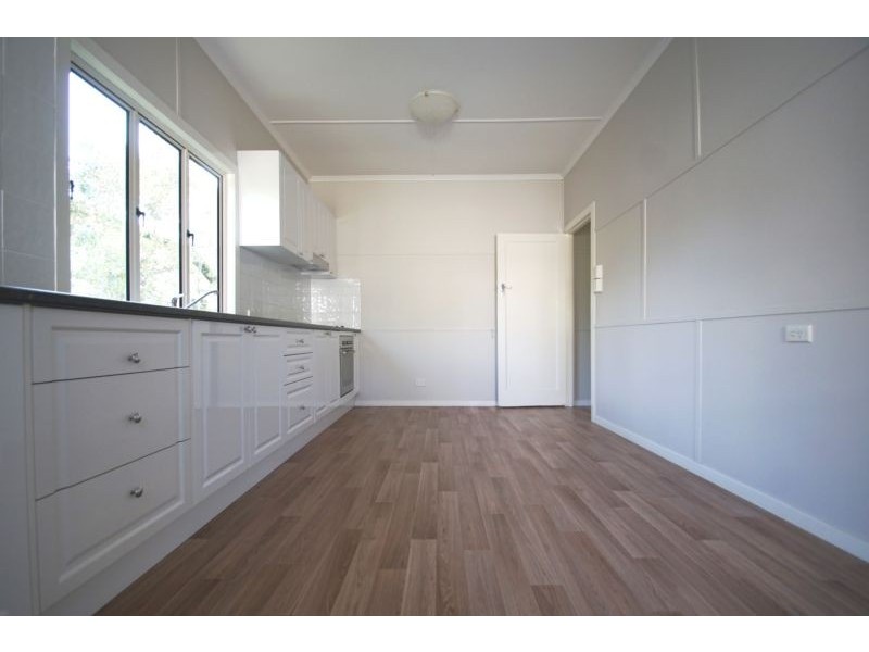 41 Alexandra Street, North Booval QLD 4304