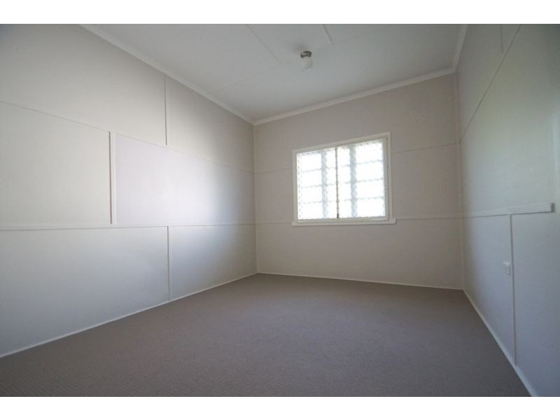 41 Alexandra Street, North Booval QLD 4304