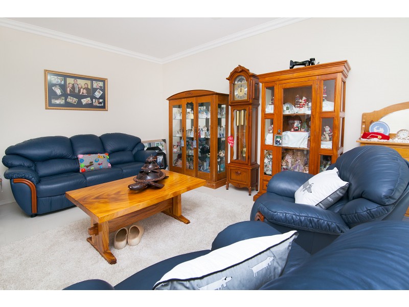 32 Peak Court, Peak Crossing QLD 4306