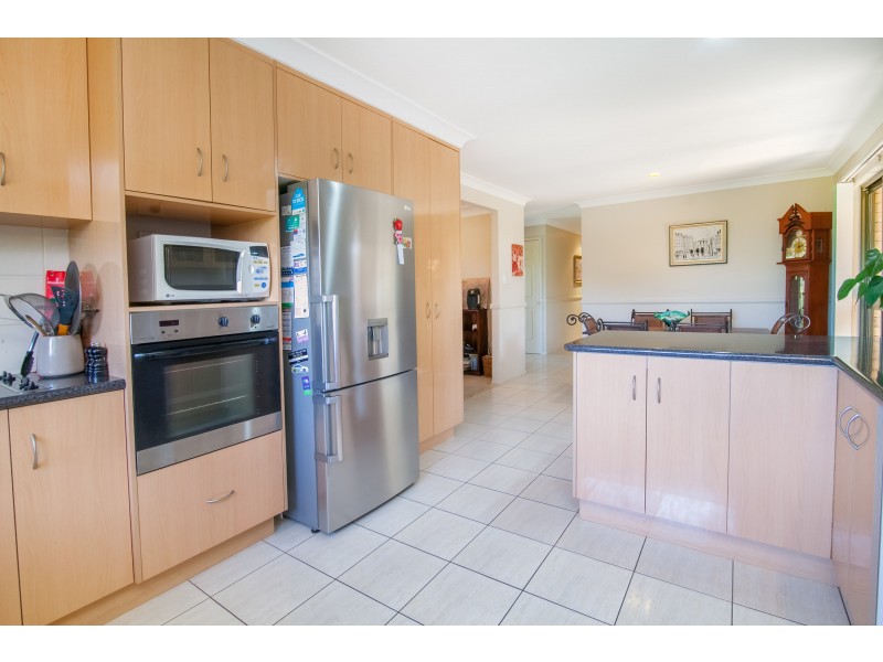 10 Levi Street, Ripley QLD 4306