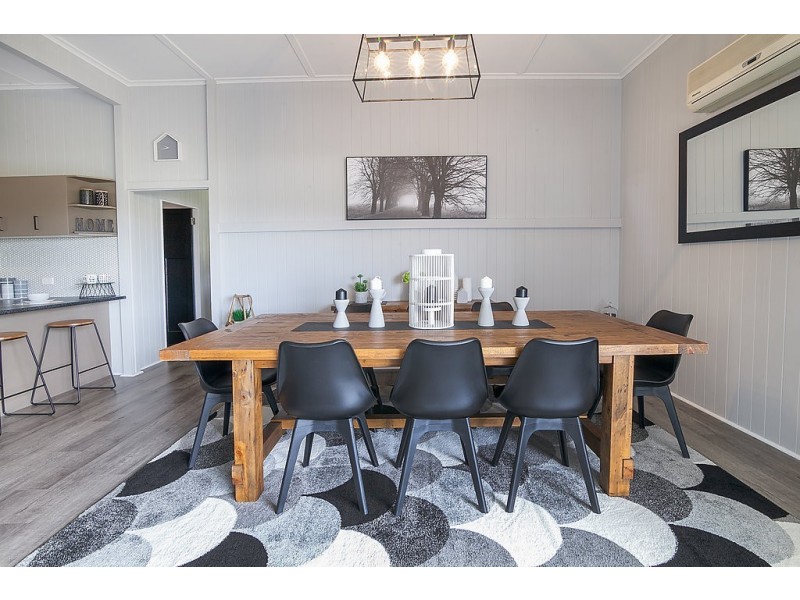 30 Moffatt Street, Ipswich QLD 4305