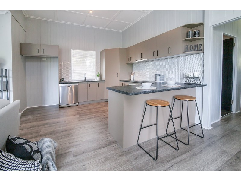 30 Moffatt Street, Ipswich QLD 4305