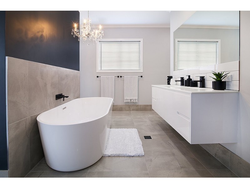 30 Moffatt Street, Ipswich QLD 4305