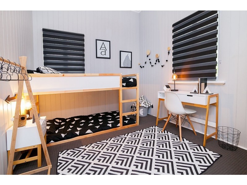 30 Moffatt Street, Ipswich QLD 4305