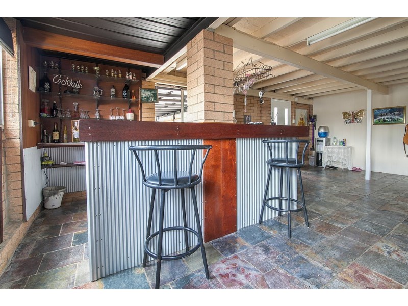 22 Hayes Street, Brassall QLD 4305