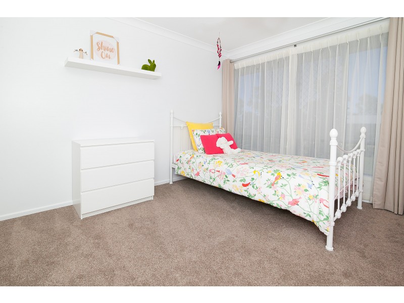 10 Ivory Close, Peak Crossing QLD 4306