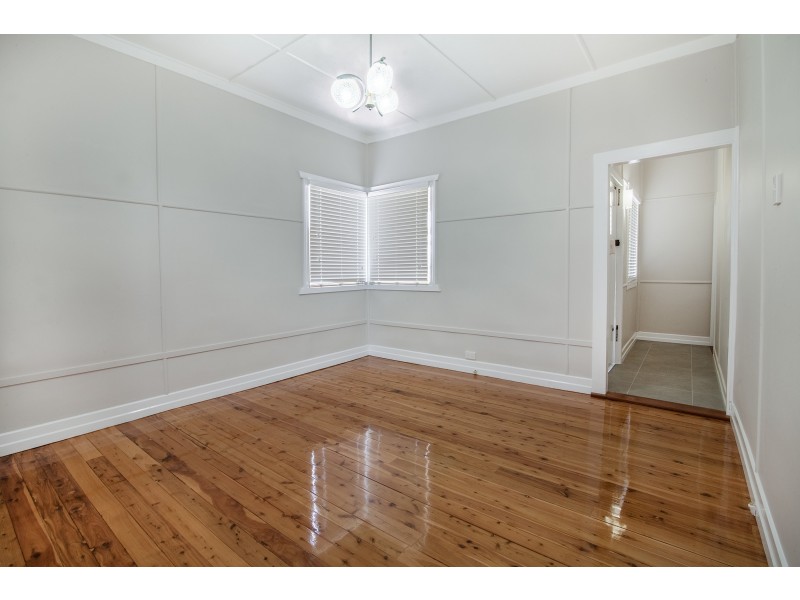 14 Margaret Street, Booval QLD 4304