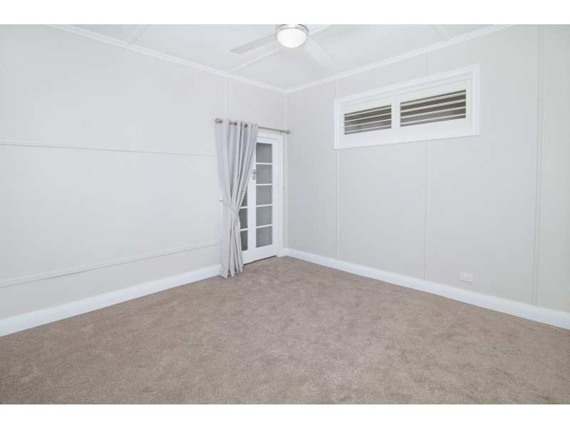 14 Margaret Street, Booval QLD 4304