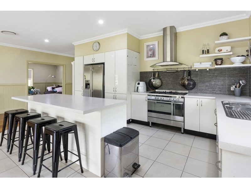 21 Lachlan Place, Karalee QLD 4306