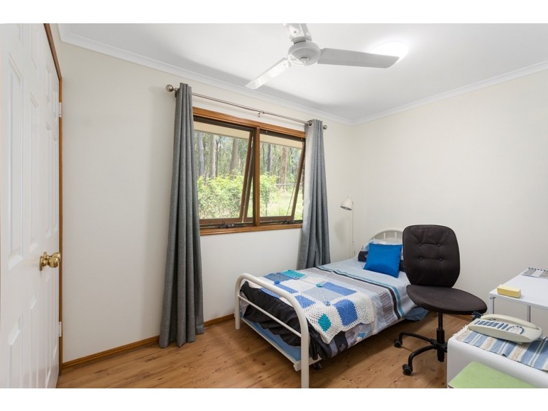 7 Kardina Court, Karana Downs QLD 4306