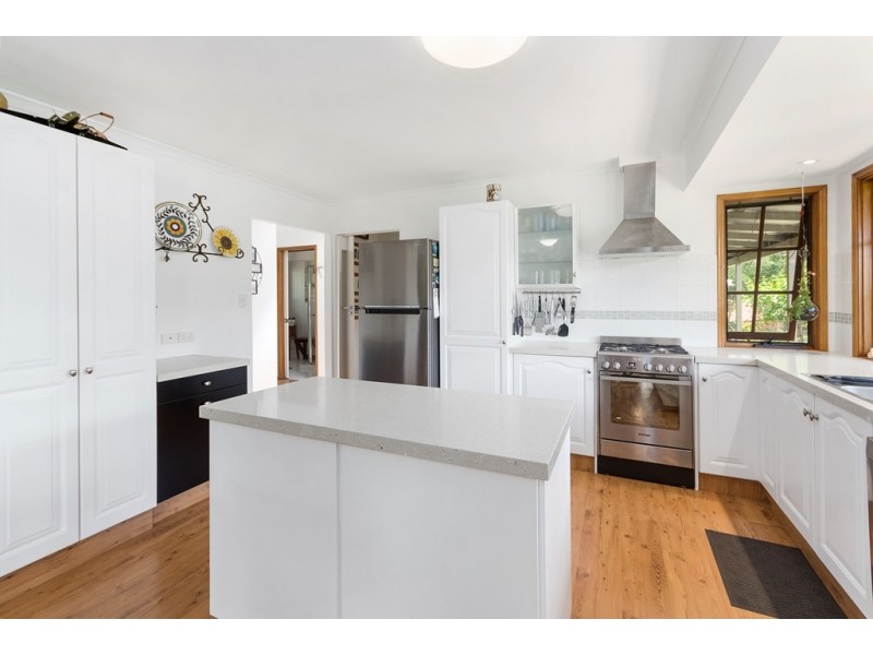 7 Kardina Court, Karana Downs QLD 4306