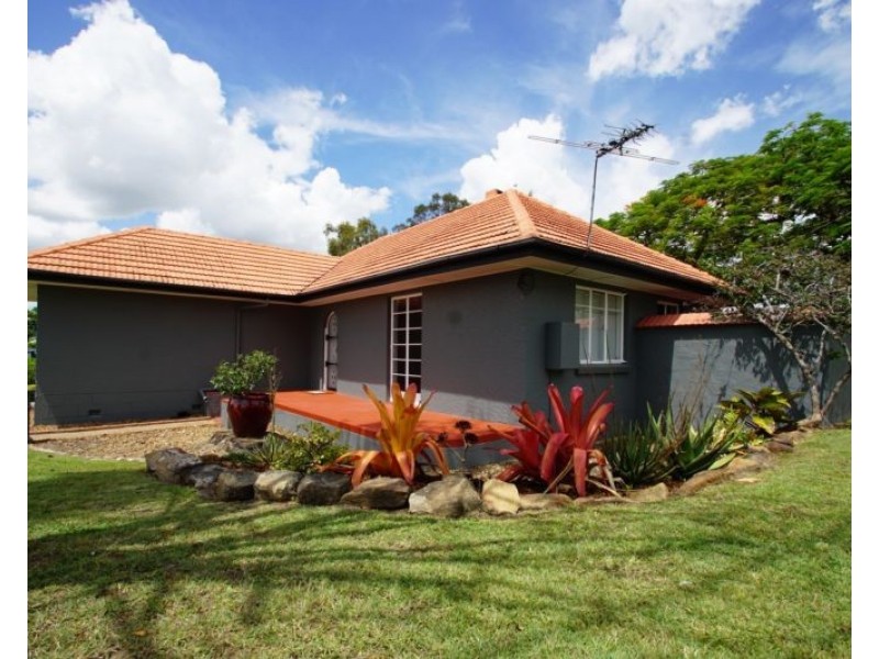 12 Rowland Terrace, Sadliers Crossing QLD 4305