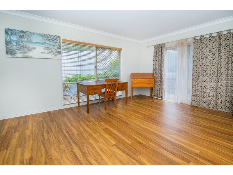 8 Emerson Crescent, Brassall QLD 4305