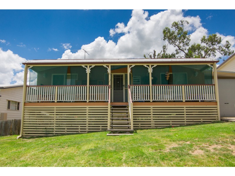 11 Chalmers Place, North Ipswich QLD 4305