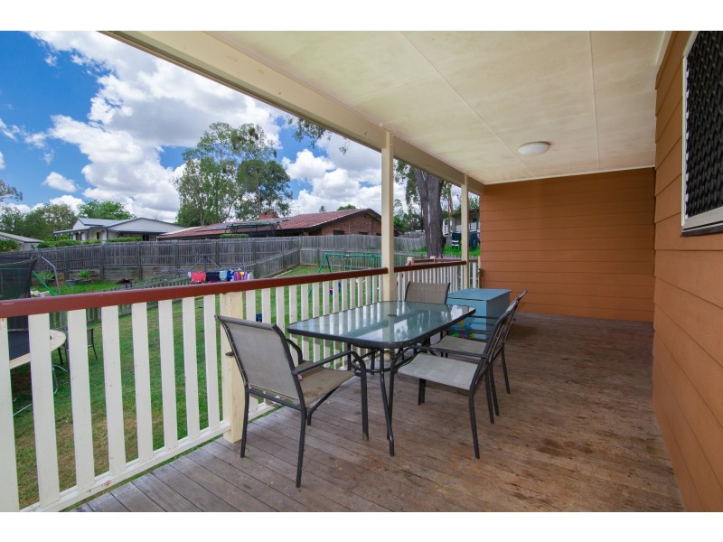 11 Chalmers Place, North Ipswich QLD 4305