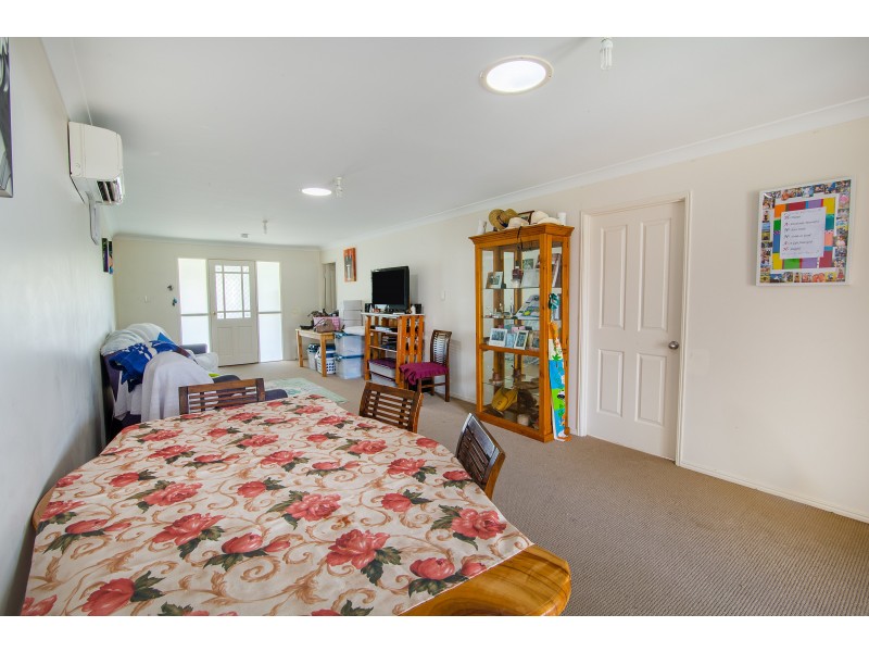 11 Chalmers Place, North Ipswich QLD 4305