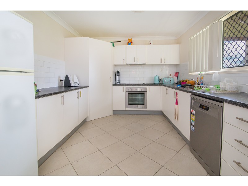 11 Chalmers Place, North Ipswich QLD 4305