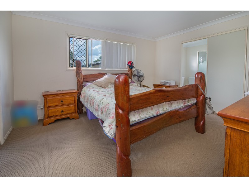 11 Chalmers Place, North Ipswich QLD 4305