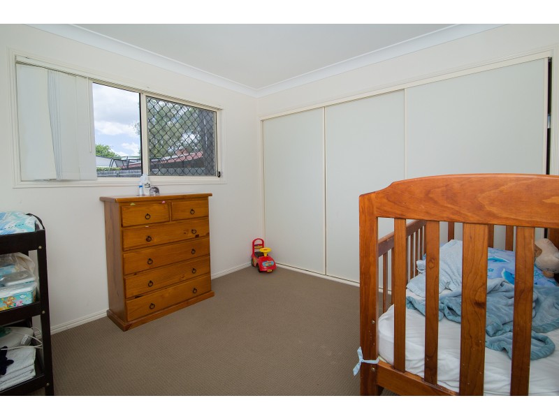 11 Chalmers Place, North Ipswich QLD 4305