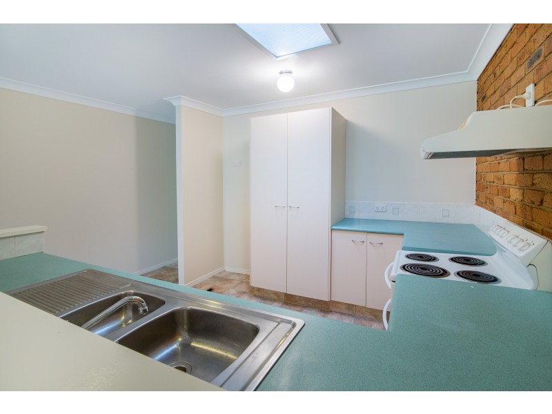 2/25 Kingston Way, Raceview QLD 4305