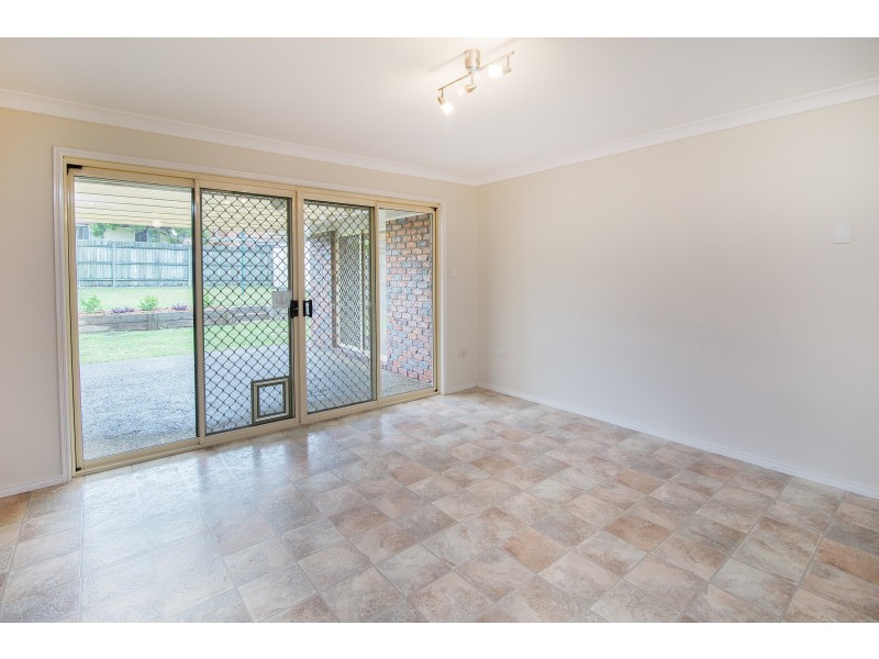 2/25 Kingston Way, Raceview QLD 4305