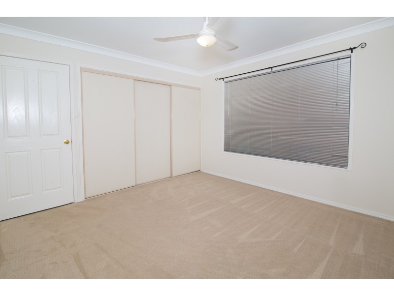 2/25 Kingston Way, Raceview QLD 4305