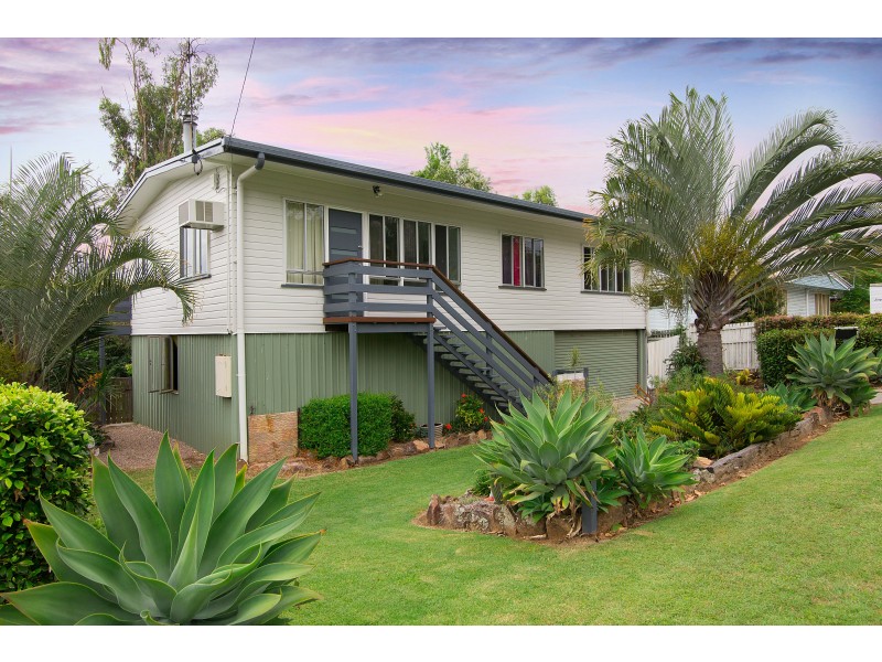 17 Wentworth Street, Leichhardt QLD 4305